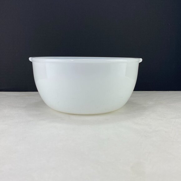 Vintage Glasbake Sunbeam White Glass Mixing Bowl - Picture 3 of 11